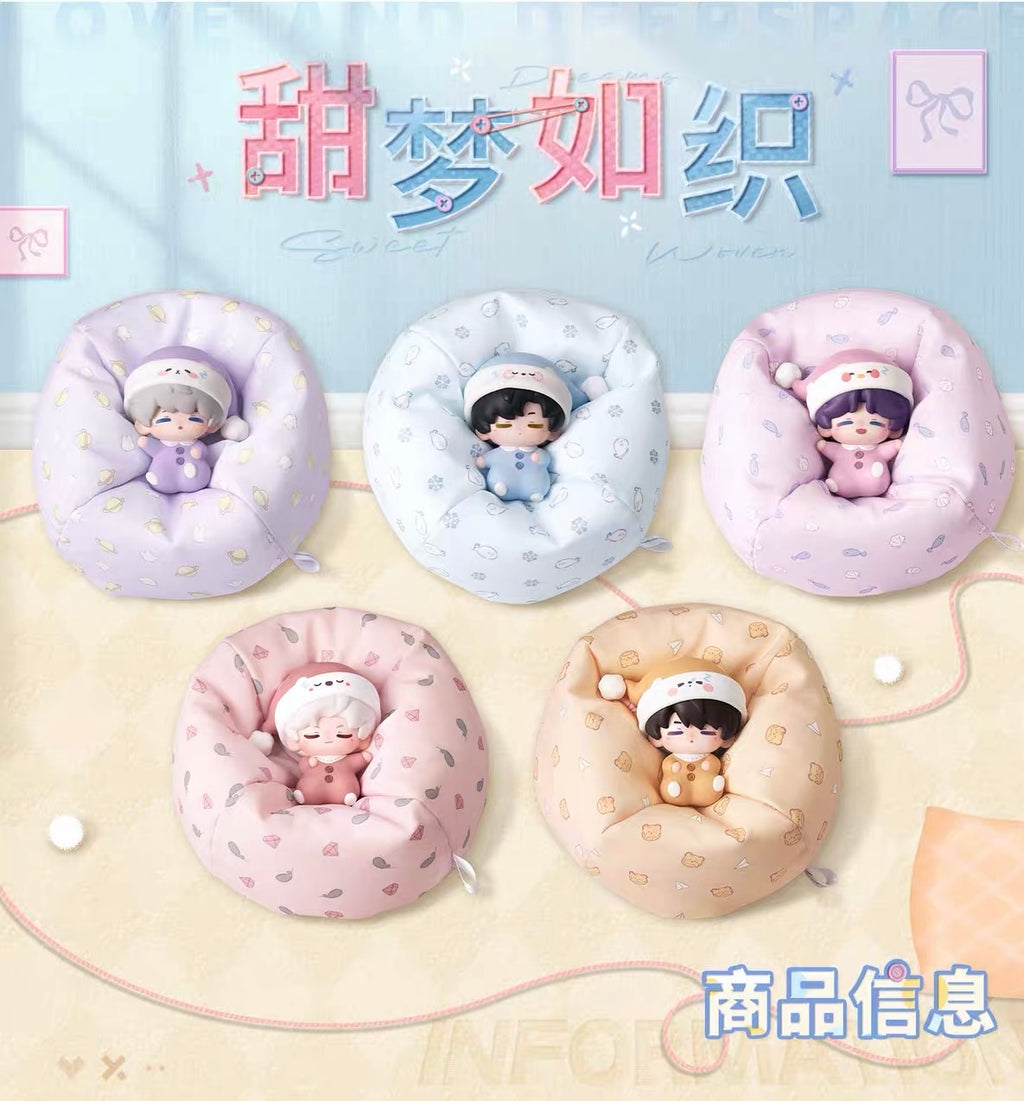Love and Deepspace Sweet Dreams Woven Series Figure